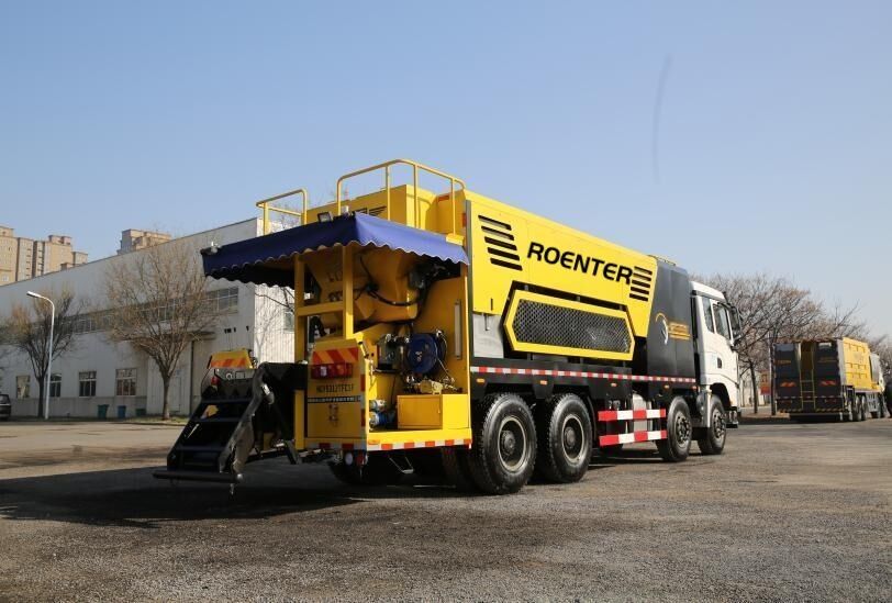 SRO5312TFC-13 Micro Surface Paver Slum Paver Truck.